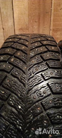 Michelin X-Ice North 4 185/65 R15 92T