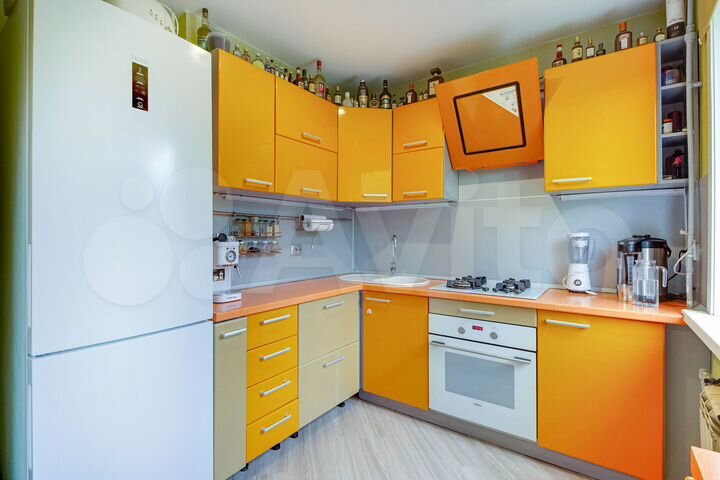 5-к. квартира, 56 м², 1/5 эт.