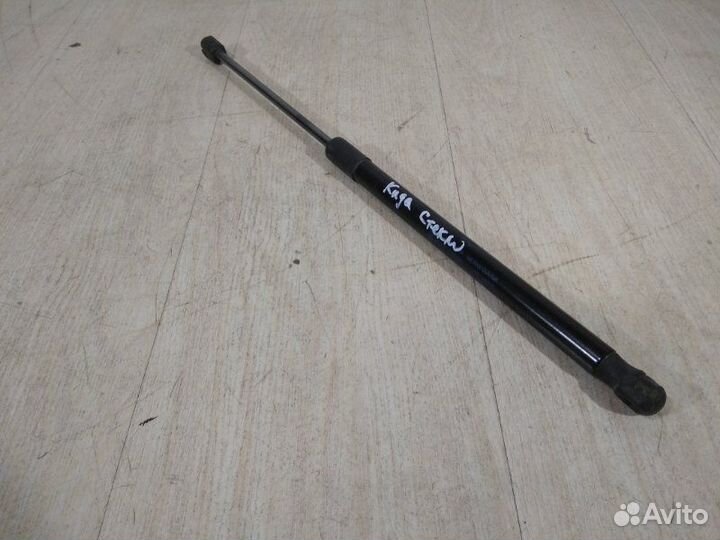 Амортизатор стекла крышки багажника Ford Kuga CBW