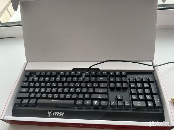 Игровая клавиатура msi