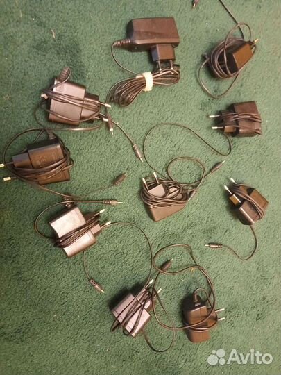 Зарядные, адапторы, наушники для сотовых телефонов