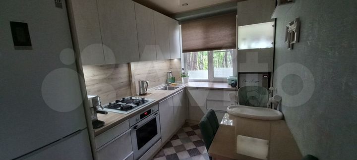 3-к. квартира, 53 м², 1/9 эт.