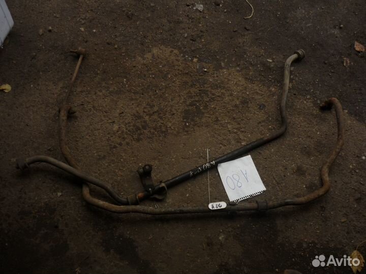 Поперечный стабилизатор передний Ауди 80 б3