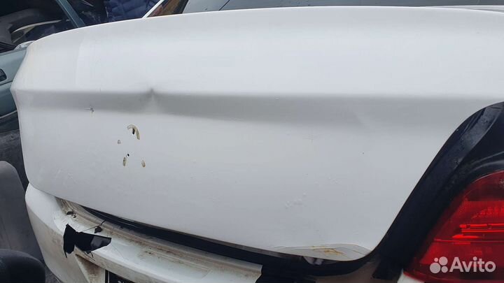 Крышка багажника peugeot 301