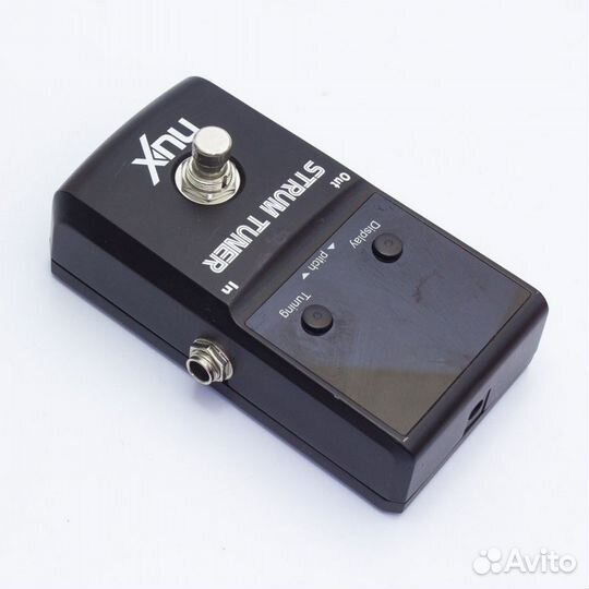 Nux Strum Tuner Педальный тюнер