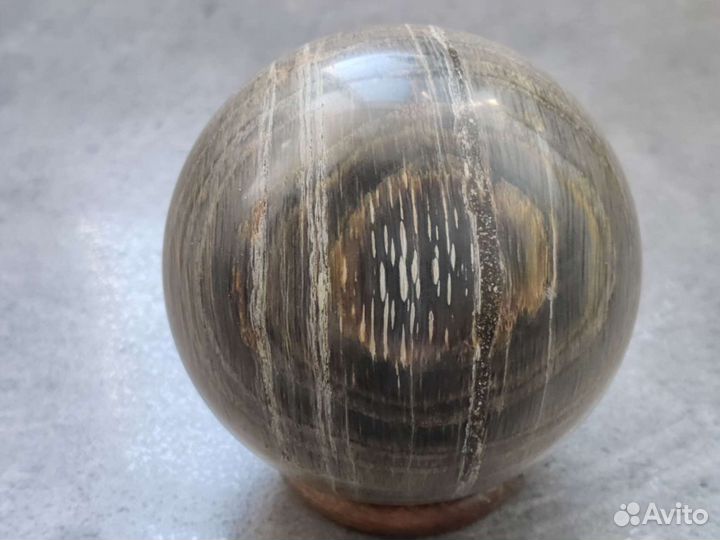 Камни и минералы коллекция