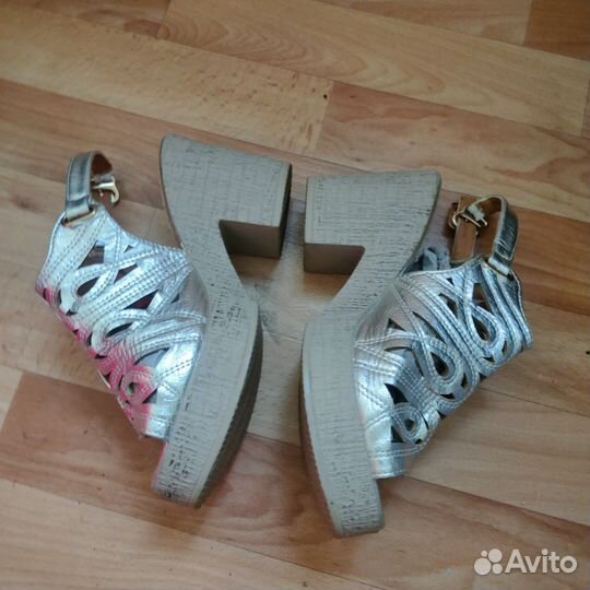 Босоножки р.40-41