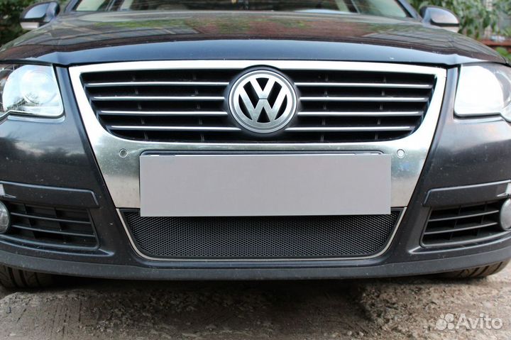 Защитная сетка радиатора черная Volkswagen Passat