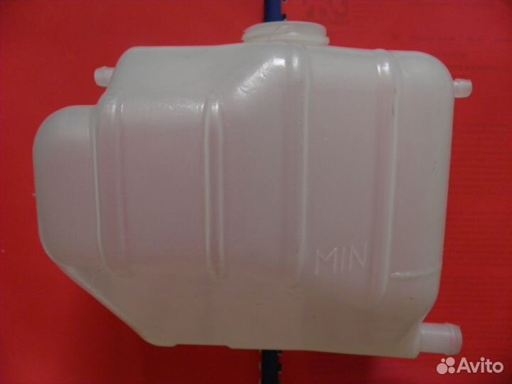 Бачок пластиковый 3110 1311019