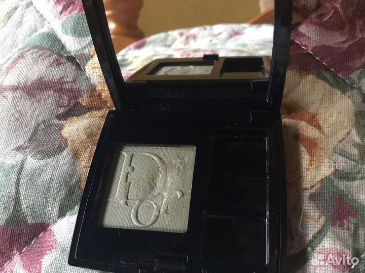 Тени для век Dior