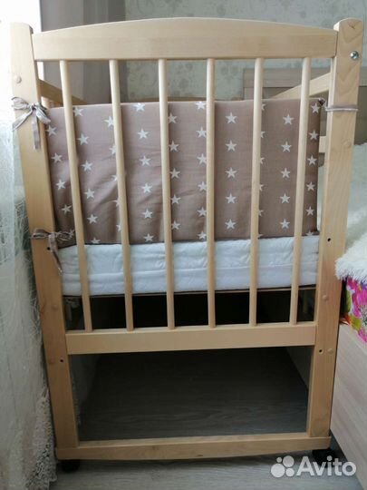 Детская кроватка + матрас + бортики