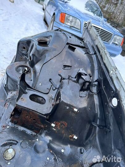 Передняя часть кузова на 126 Мерседес