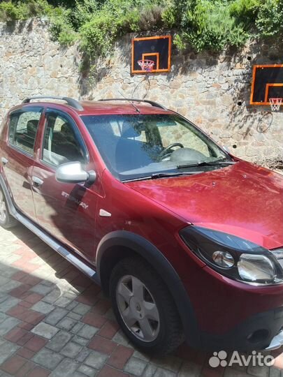 Renault Sandero Stepway 1.6 AT, 2012, 190 000 км