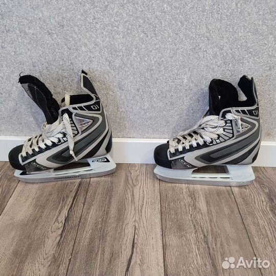 Хоккейные коньки bauer