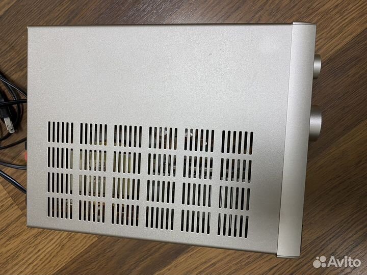 Усилитель Onkyo A-905
