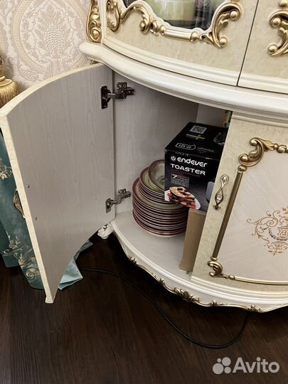 Угловой комод