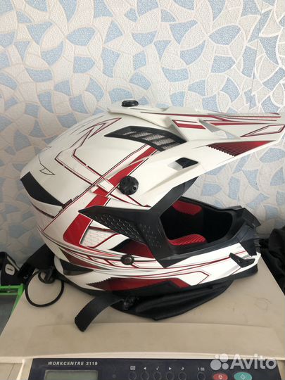 Кроссовый шлем с очками