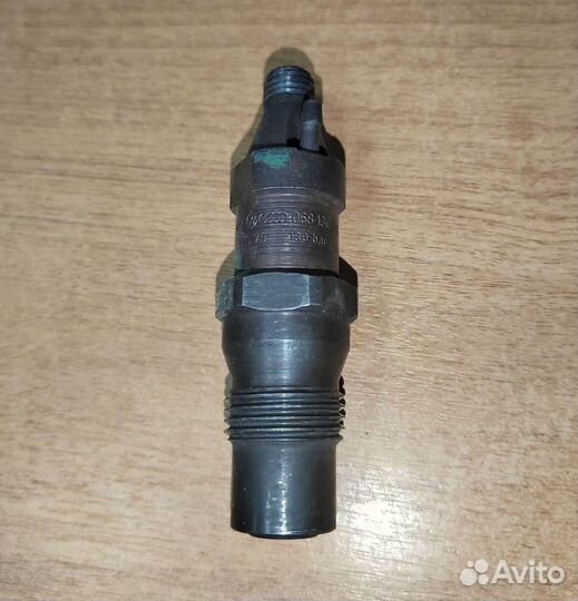 Форсунка дизельная VW Golf 3/Vento