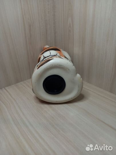 Сувенир Тигр-копилка (розовый полушубок), фарфор