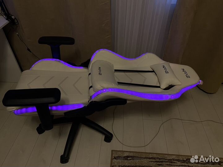 Игровое кресло KFA2 gaming rgb