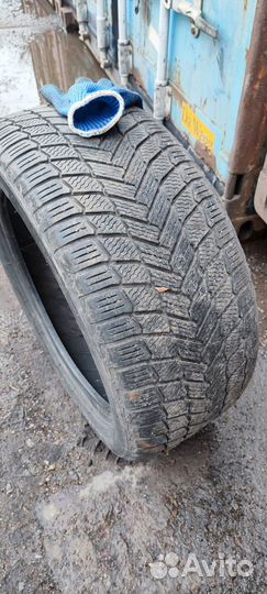 Michelin X-Ice Snow 255/45 R18