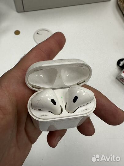 Беспроводные наушники apple airpods 2