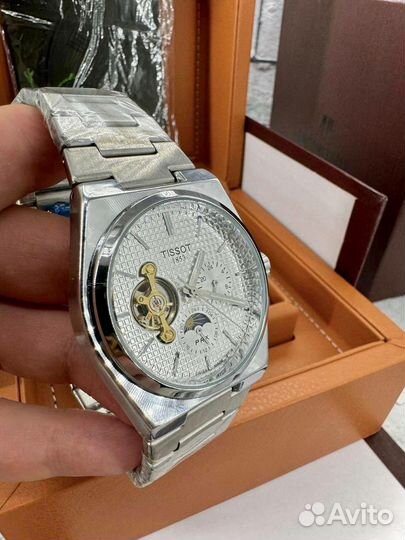 Механические часы Tissot