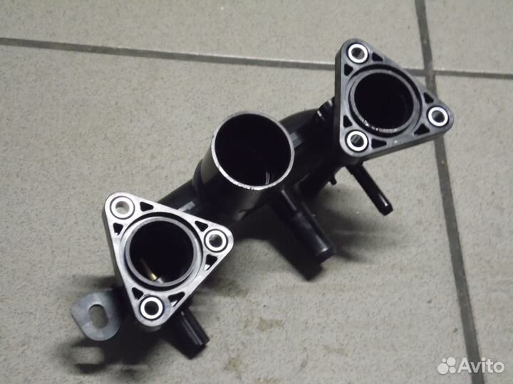 Патрубок системы охлаждения гбц 2GR Lexus GS 350