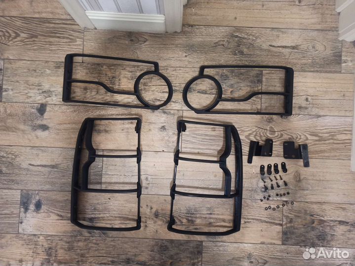 Накладки на фары LR Discovery 4