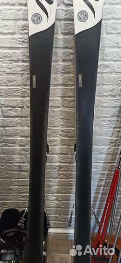 Комплект горнолыжного снаряжения