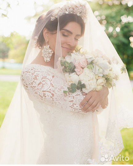 Стилист по прическам и макияжу