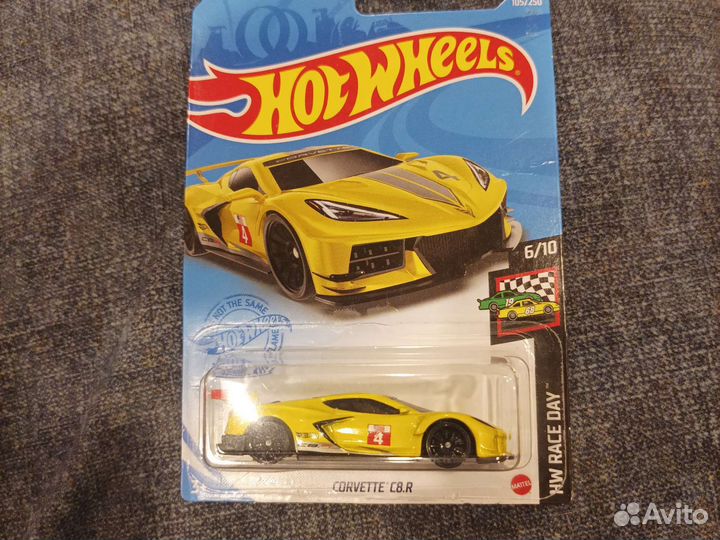 Hot wheels машинки