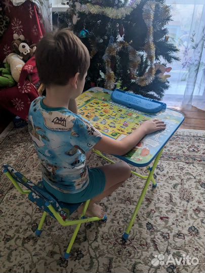 Детский столик и стульчик