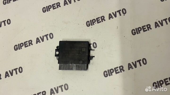 Блок управления парктроником Land Rover Discovery