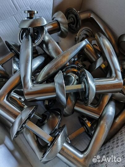 Межкомнатные двери бу 2100