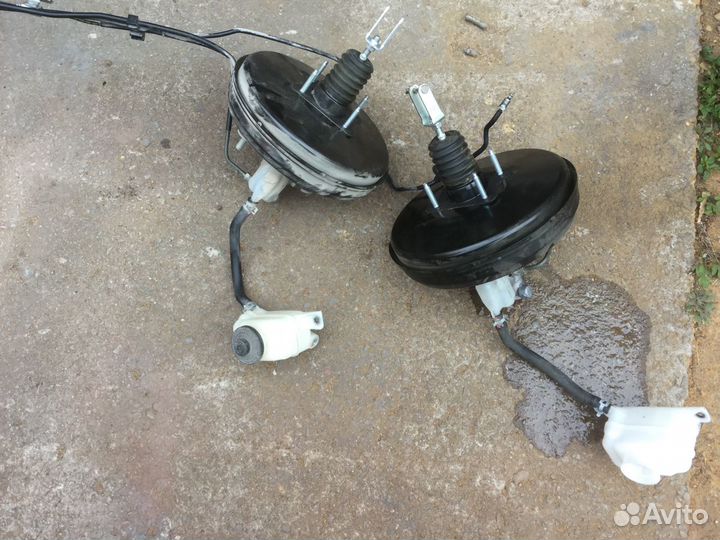 Вакуумный усилитель тормозо Toyota Sienna 3