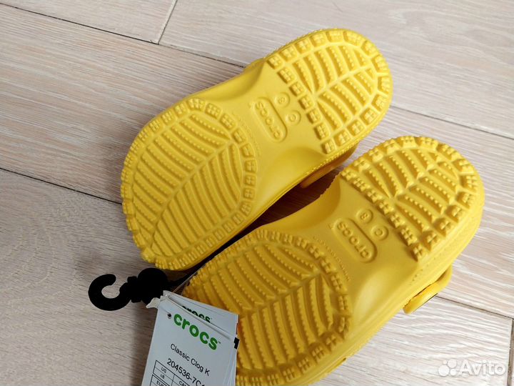 Crocs новые сабо c8