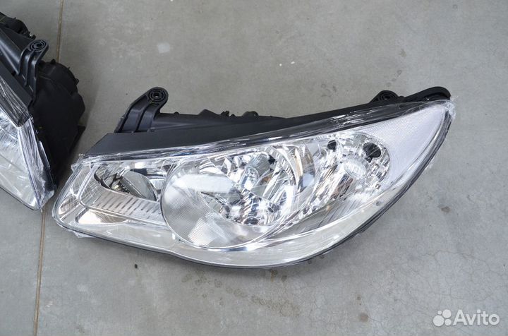 Новая фара передняя на Hyundai Elantra IV HD