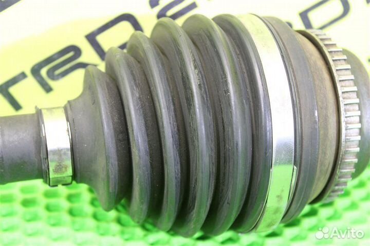 Привод передний правый Toyota Ipsum ACM21 2AZ-FE