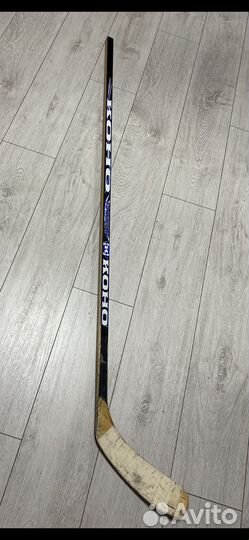 Клюшка хоккейная