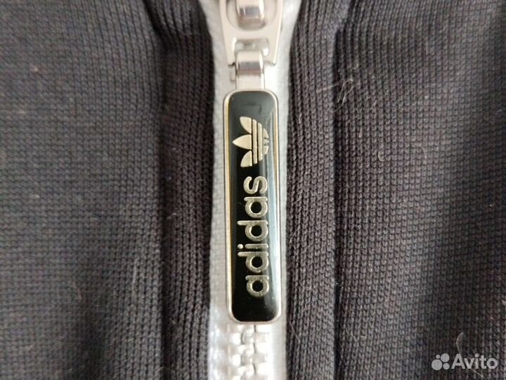 Бомбер от Adidas