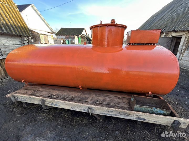 Цистерна 5 куб
