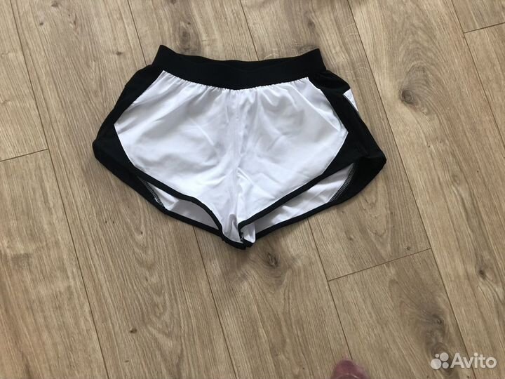 Шорты спортивные женские