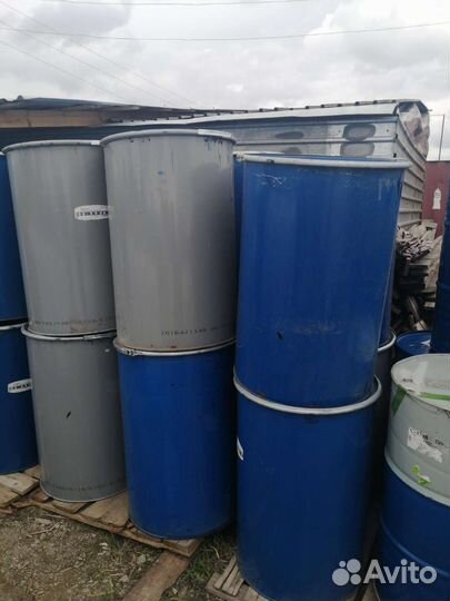Бочки металлические бу 200 л с крышкой