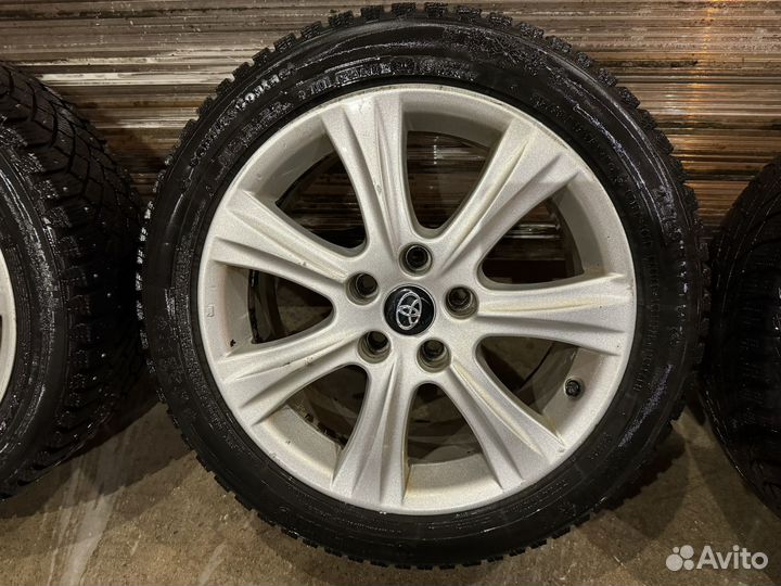 Колеса Toyota 215/50 R17