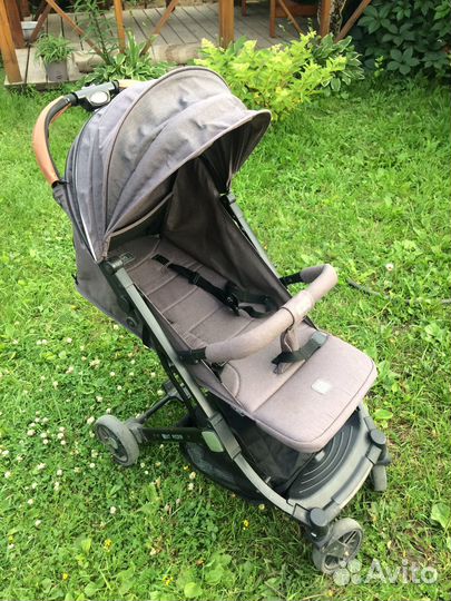 Коляска прогулочная летняя бу