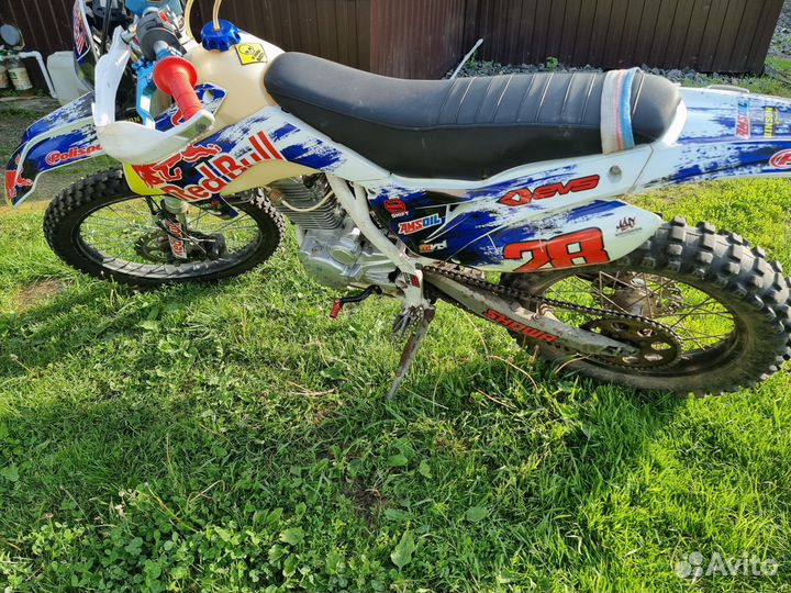 Avantis fx 250 lux