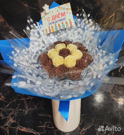Букет из шоколадных роз, шоколад ручной работы