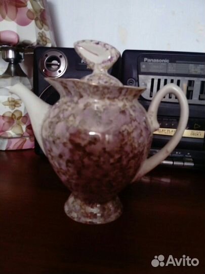 Чайники, сахарница