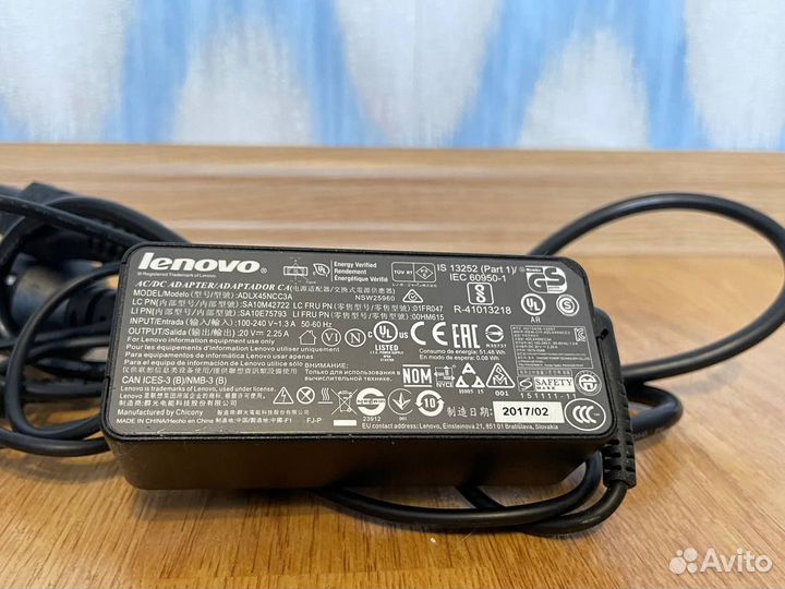 Зарядное устройство для ноутбука Lenovo